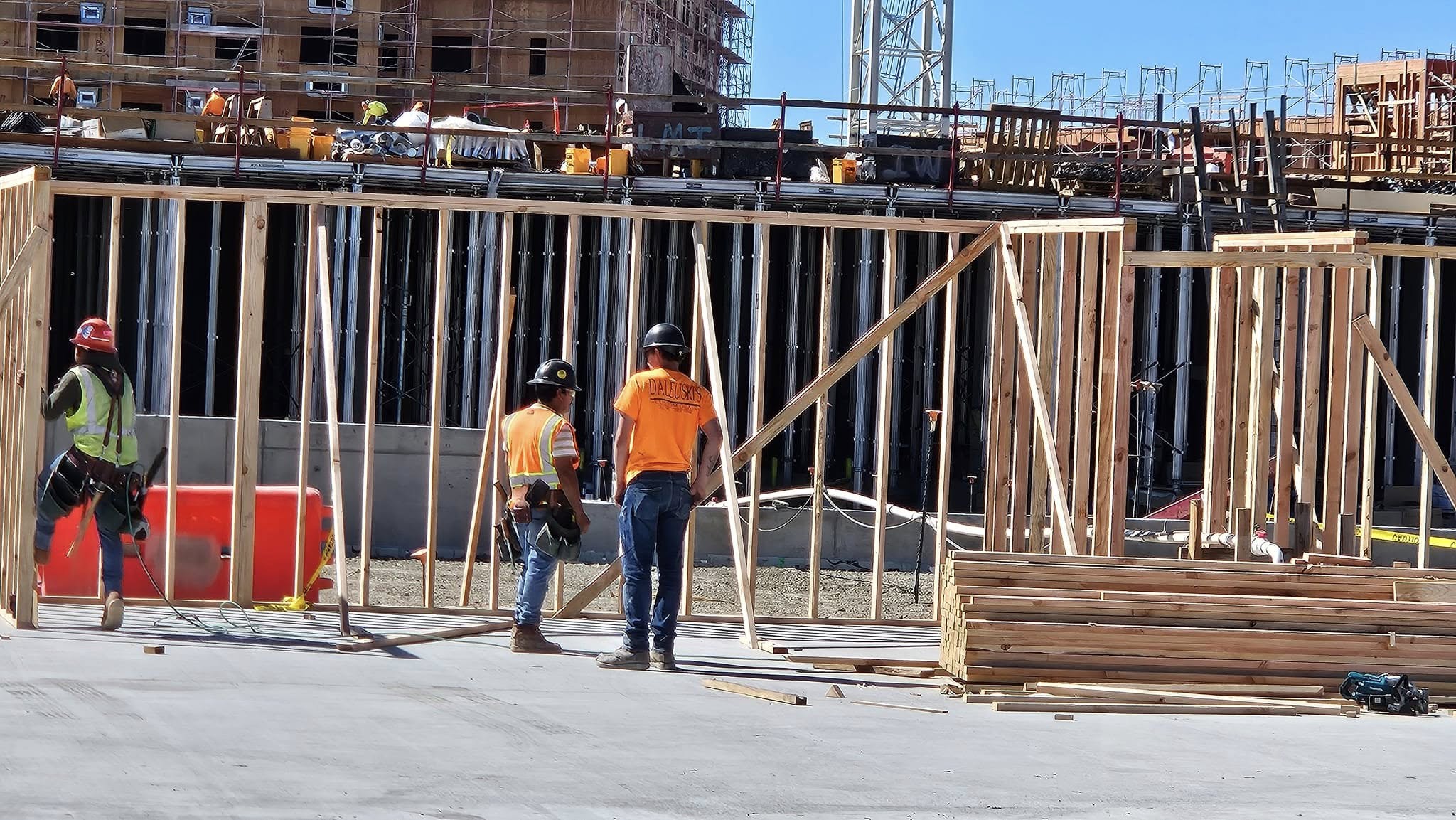 499188293_10233847604884277_84273898509908193_n